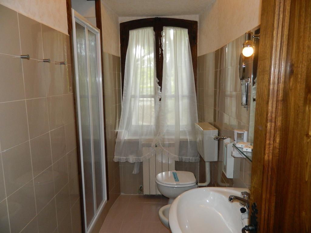 Le Gret Villa Subbiano Habitación foto