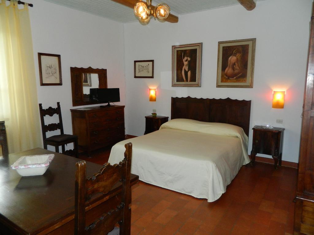 Le Gret Villa Subbiano Habitación foto