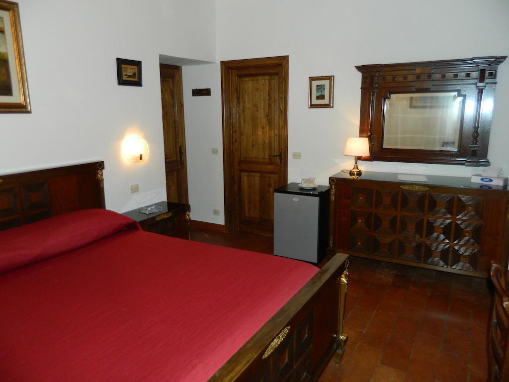 Le Gret Villa Subbiano Habitación foto