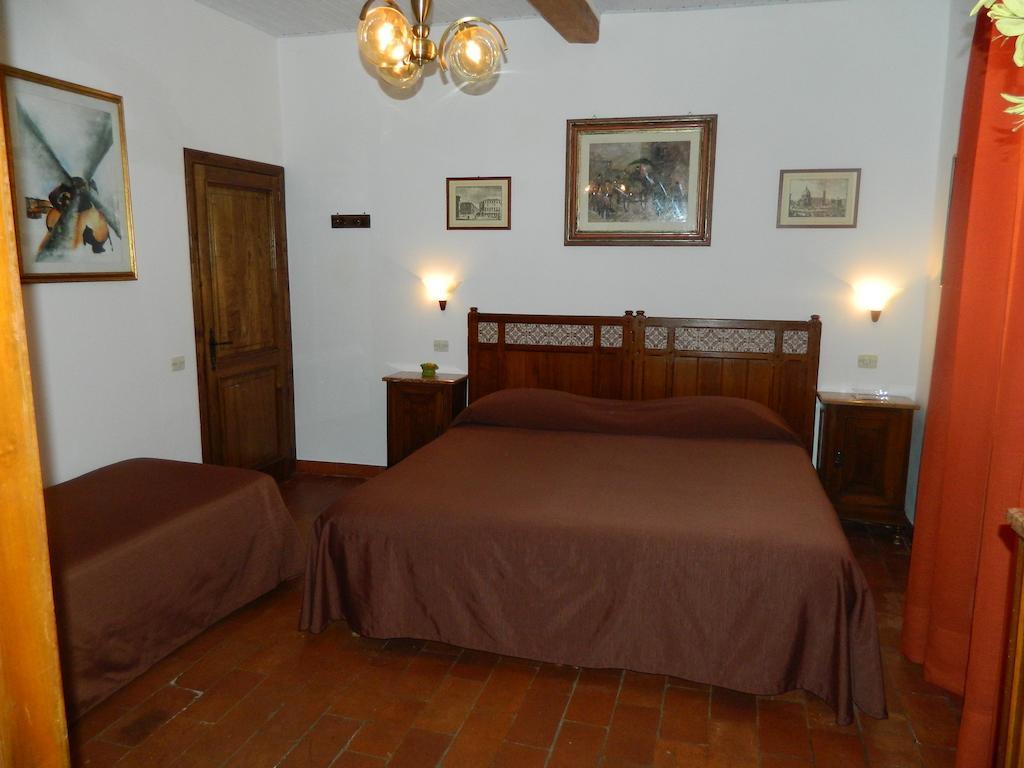 Le Gret Villa Subbiano Habitación foto