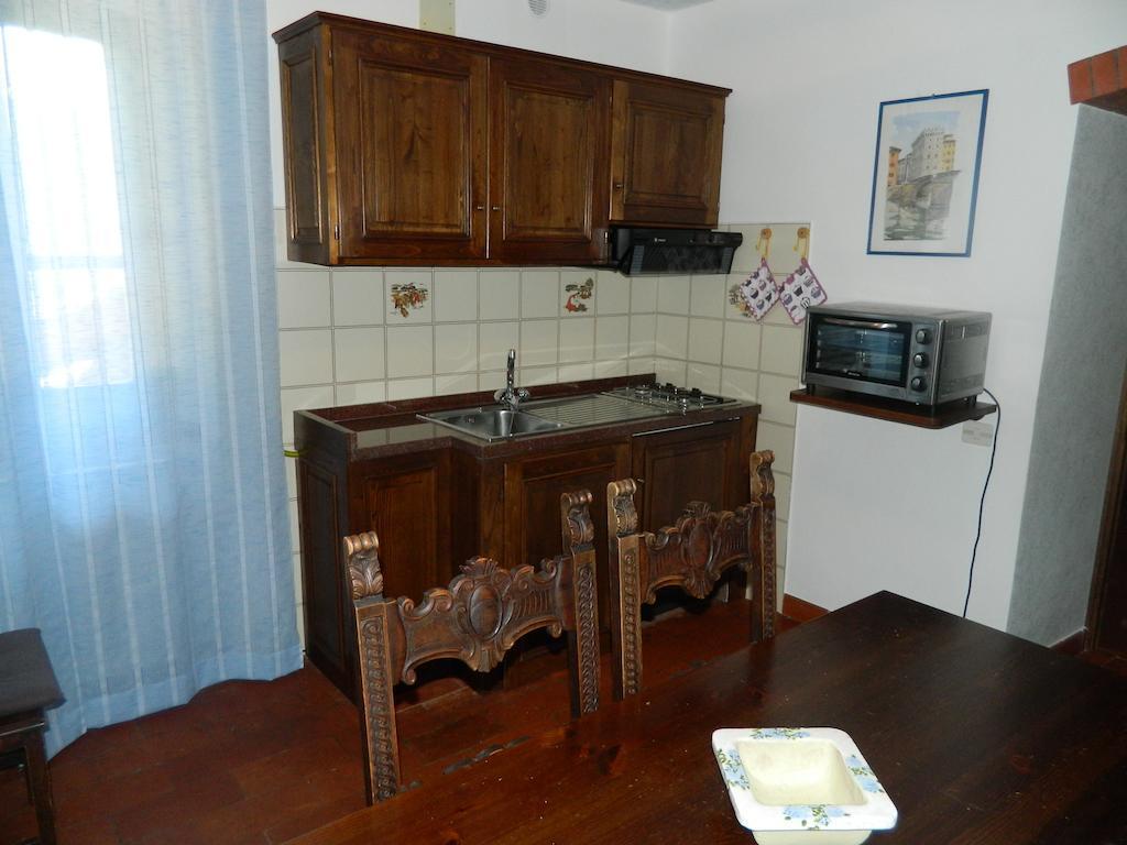 Le Gret Villa Subbiano Habitación foto